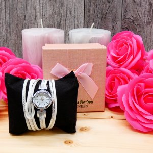 Geschenkset, rosa Seifenrosen mit Uhr