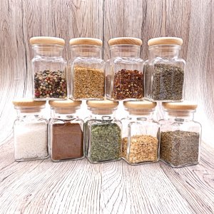 9er Set Gewürzgläser eckig mit Holzdeckel